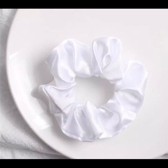 Scrunchies - Picture 2 of 8